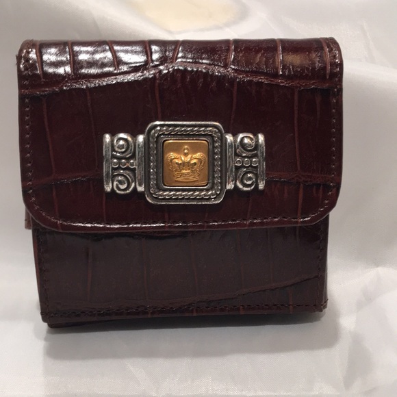 Brighton Crown billfold - Picture 1 of 5